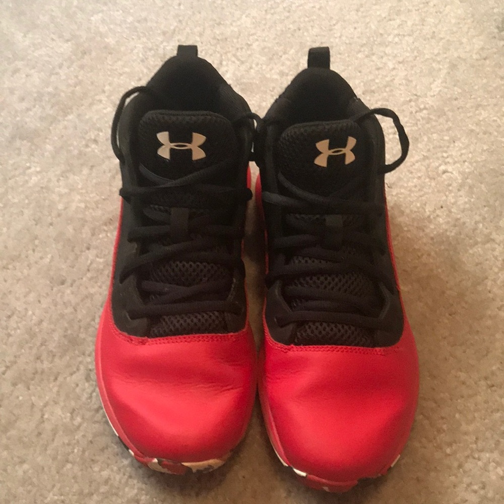 Under Armour Sneakers